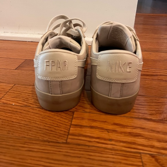 Nike SB Zoom Blazer Low QS khaki - Picture 3 of 7